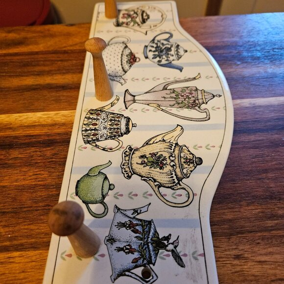 VINTAGE CERAMIC TILE WALL HANGING FEATURING TEAPOT DESIGN SBCD 1990S - Picture 4 of 8